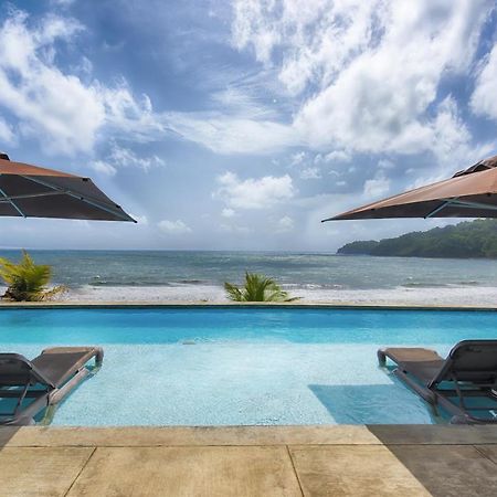 Pagua Bay House - Oceanfront Cabana'S Marigot Eksteriør bilde