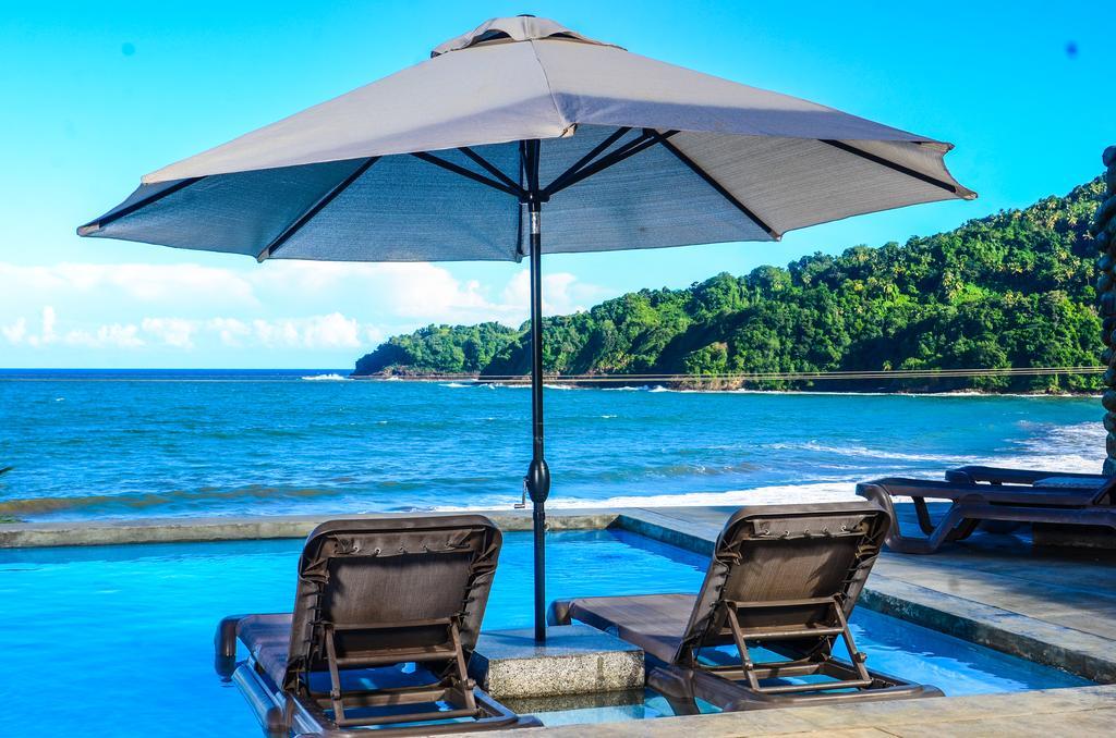 Pagua Bay House - Oceanfront Cabana'S Marigot Eksteriør bilde