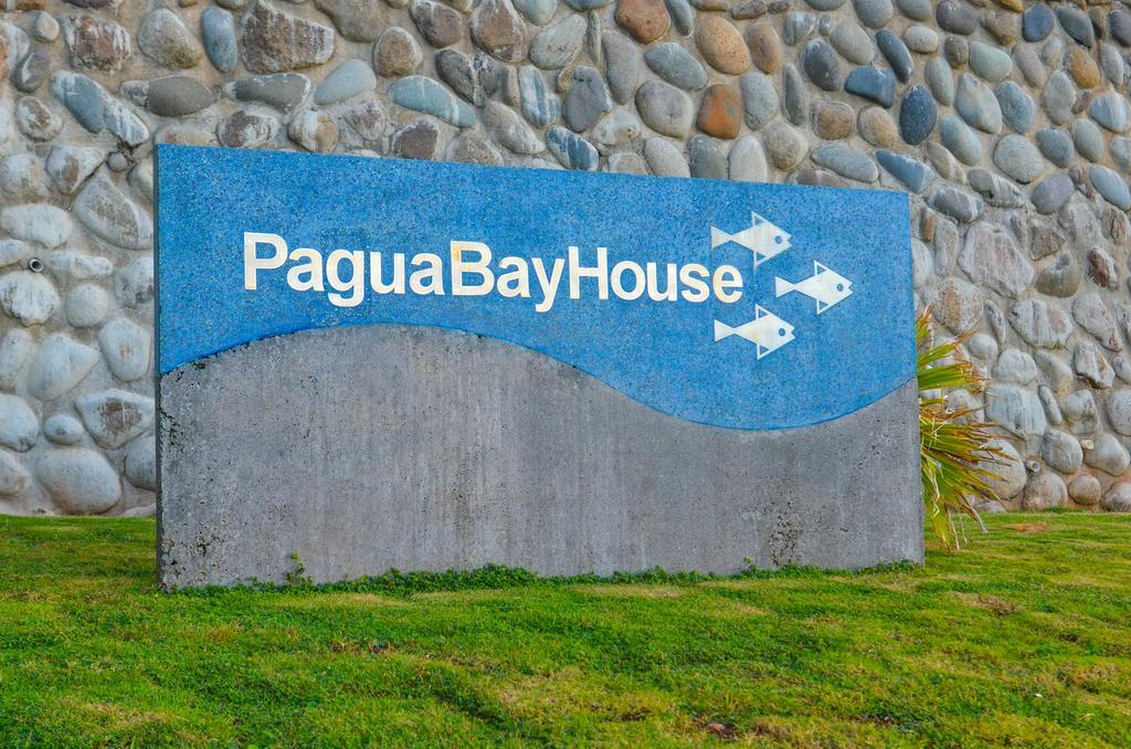 Pagua Bay House - Oceanfront Cabana'S Marigot Eksteriør bilde