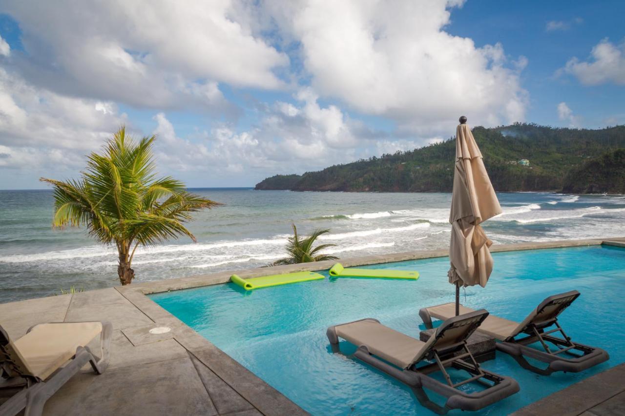 Pagua Bay House - Oceanfront Cabana'S Marigot Eksteriør bilde